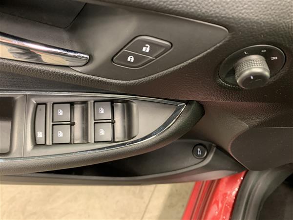 Chevrolet Cruze 2019 - Image #22